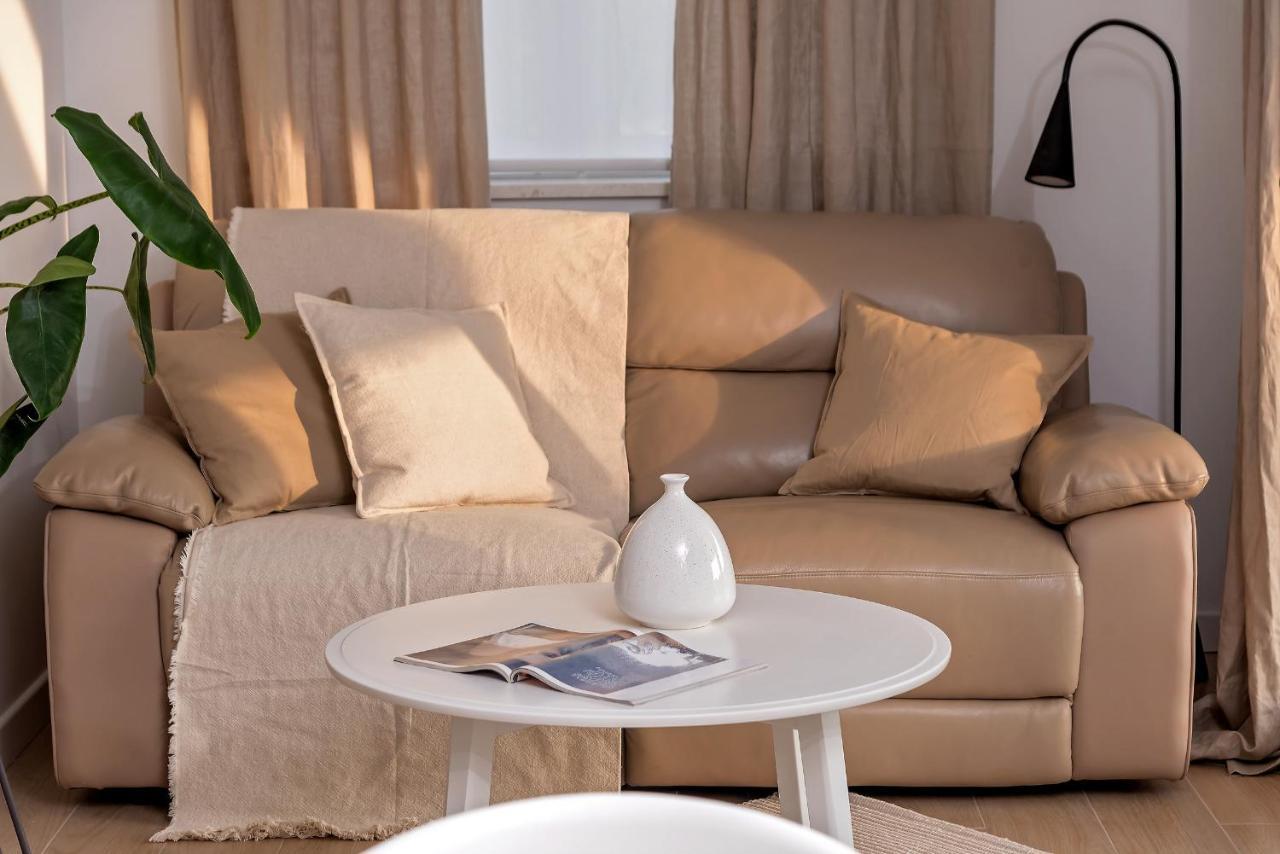 Marula Holiday Home - With Heated Pool مارينا المظهر الخارجي الصورة
